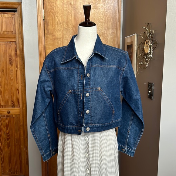 Jacket - Picture 1 of 3